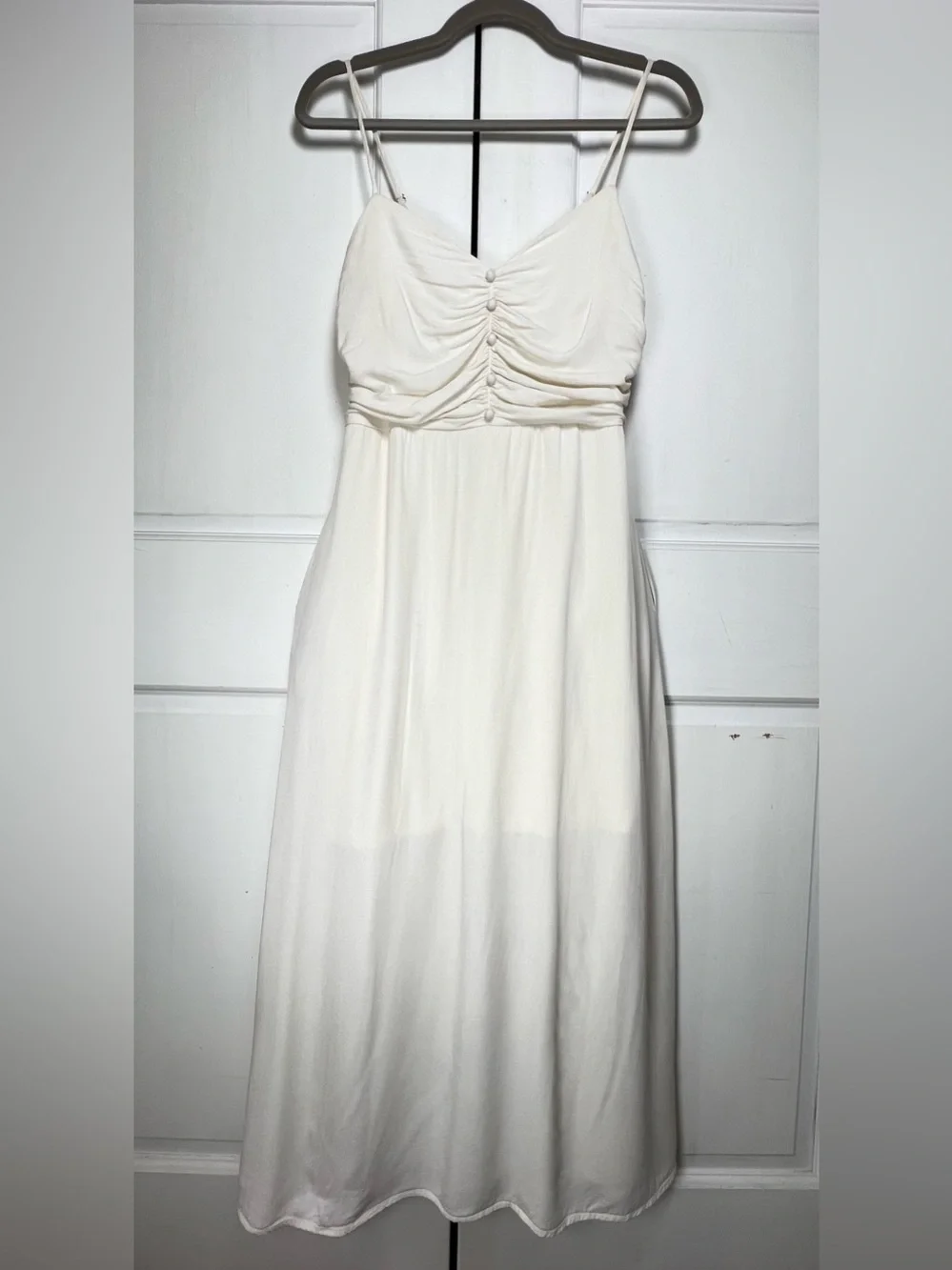 May Berries Midi Dress Ivory Spaghetti-Strap Smocked Back Lined Pockets Sz M
